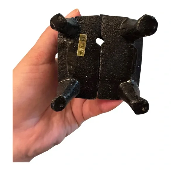 vintage mini cast iron stove Black Dollhouse Miniature - Picture 3 of 6